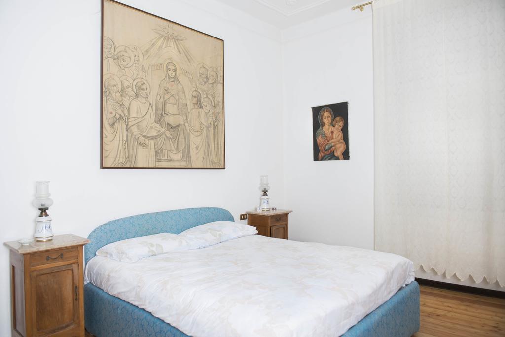 Villa Pinetina B&B Lasnigo Buitenkant foto
